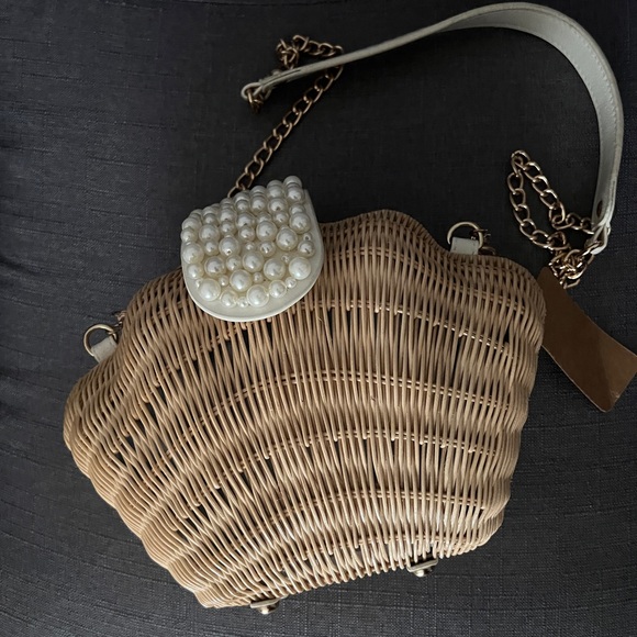 Straw Pearl Shell Weave Purse Crossbody Bag - Picture 2 of 6
